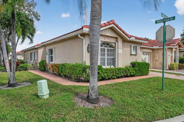 Quail Run Villas, 2739 Quaking Leaf Ln, Boynton Beach, Florida 33436, image 1