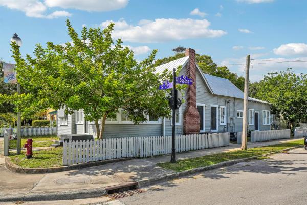 Fort Pierce Residential, 301 S 7th S St, Fort Pierce, Florida 34950, image 1