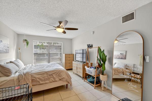 Bent Tree Gardens West, 9815 Pineapple Tree Dr #105, Boynton Beach, Florida 33436, image 2