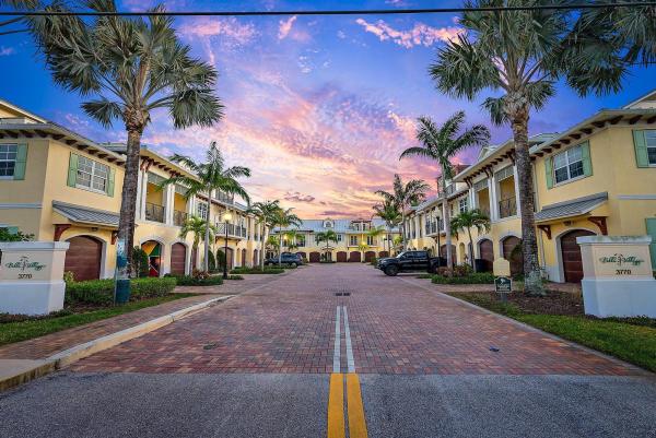 Bella Villaggio, 3770 County Line Rd #C4, Tequesta, Florida 33469, image 1