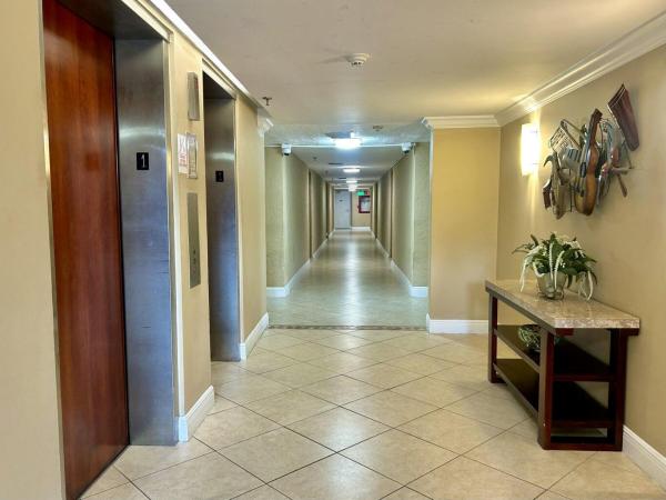 Isle Of Boca Dunes, 9235 SW 8th St #114, Boca Raton, Florida 33428, image 1