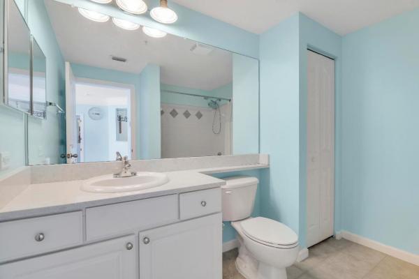 Fiore At The Gardens, 5206 Myrtlewood Cir E, Palm Beach Gardens, Florida 33418, image 3