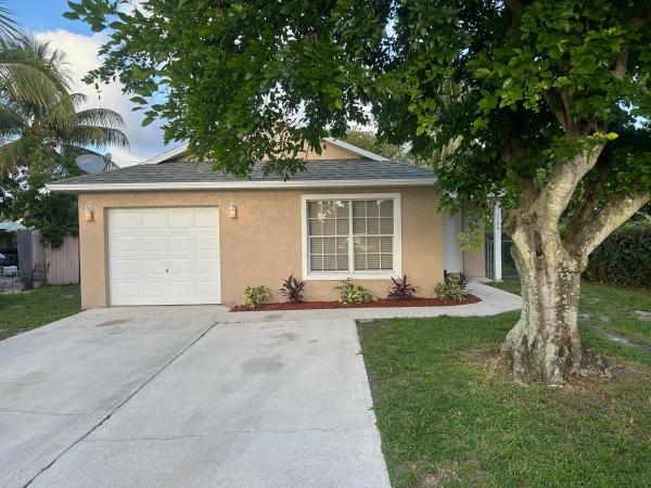 The Courts At Boynton Place, 10084 Boynton Place Cir, Boynton Beach, Florida 33437, image 1