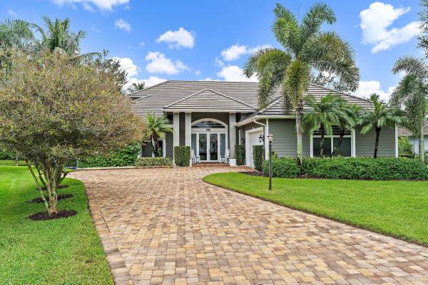 18647 SE Lakeside Way, Jupiter, Florida 33469, image 1