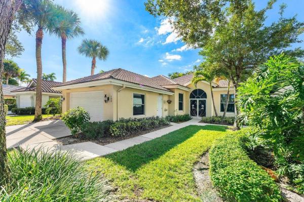 The Hamptons At Maplewood, 198 Hampton Cir, Jupiter, Florida 33458, image 1
