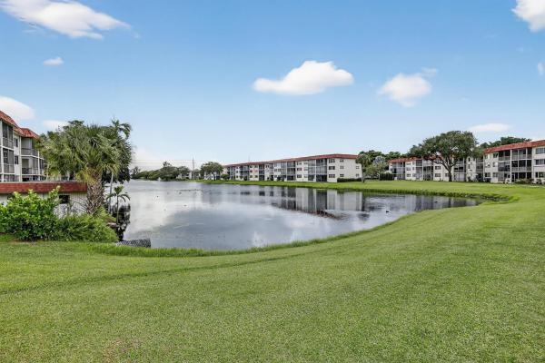 Hollybrook Golf & Tennis Club, 411 S Hollybrook Dr #104, Pembroke Pines, Florida 33025, image 1