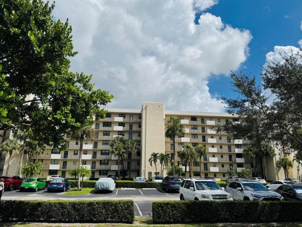 The Palms Of Deer Creek, 2430 Deer Creek Country Club Blvd #407-2, Deerfield Beach, Florida 33442, image 1
