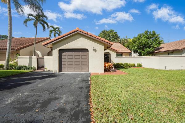Rainberry Lake, 1550 NW 22nd Ave, Delray Beach, Florida 33445, image 1