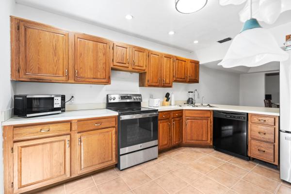 Joggers Run, 704 Maplewood Dr, Greenacres, Florida 33415, image 1