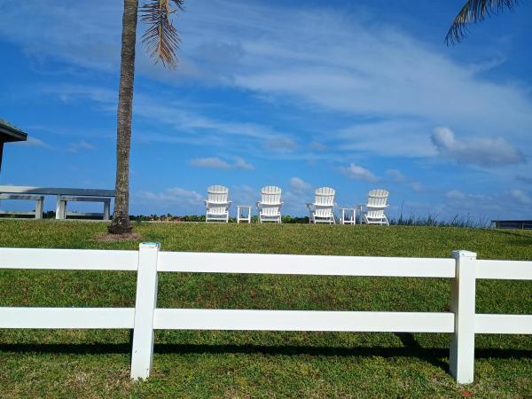 Colonial Ridge Club, 5505 N Ocean Blvd #6-105, Ocean Ridge, Florida 33435, image 1