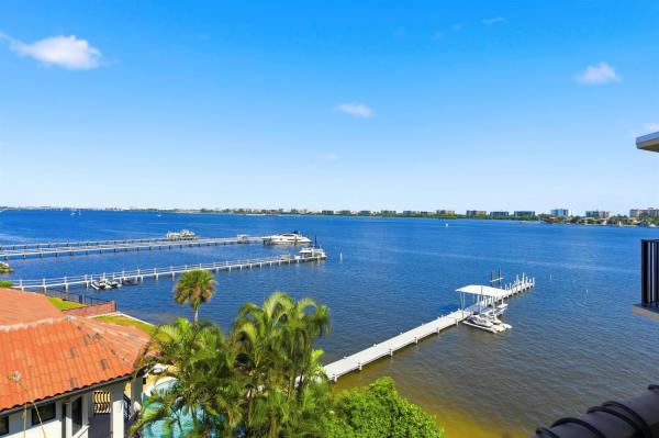 Hidden Harbour Of The Palm Beaches, 896 N Federal Hwy #523, Lantana, Florida 33462, image 1