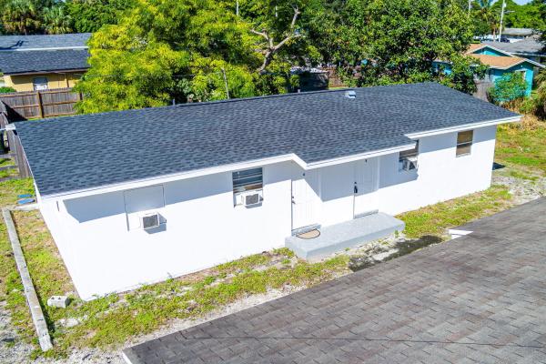 Fort Pierce Residential, 2108 Avenue E, Fort Pierce, Florida 34950, image 1