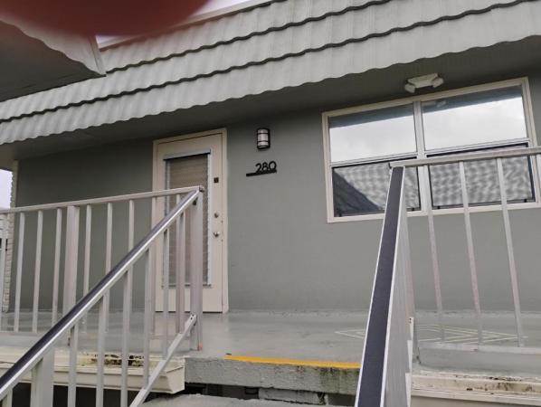 280 Flanders F, Delray Beach, Florida 33484, image 2