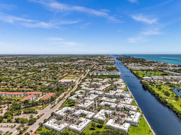 Colonial Club, 3 Colonial Club Dr #300, Boynton Beach, Florida 33435, image 1