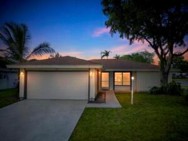 The Palm Club, 1201 Pine Sage Cir, West Palm Beach, Florida 33409, image 1