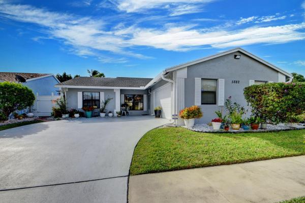 5882 Lincoln Cir W #, Lake Worth, Florida 33463, image 1