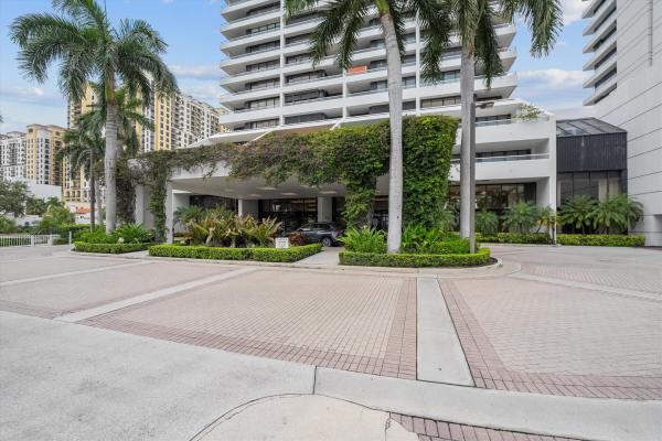Trump Plaza Of The Palm Beaches, 525 S Flagler Dr #19b, West Palm Beach, Florida 33401, image 1