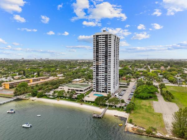 The Palm Beach House, 5600 N Flagler Dr #605, West Palm Beach, Florida 33407, image 1