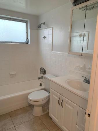 Marina Townhomes, 2735 NE 28th Ct, Lighthouse Point, Florida 33064, image 3