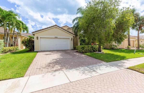 The Estates At Oak Hamlet, 10746 Oak Bend Way, Wellington, Florida 33414, image 1