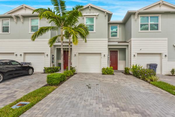 4519 Hollister Ave, Lake Worth, Florida 33463, image 1