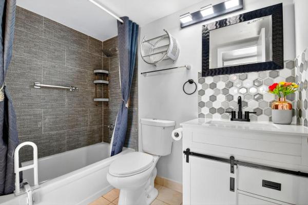 Pine Ridge South 3, 337 Knotty Pine Cir #A-2, Greenacres, Florida 33463, image 3
