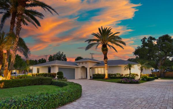 Maheu Estates, 2512 Oak Dr, Palm Beach Gardens, Florida 33410, image 1