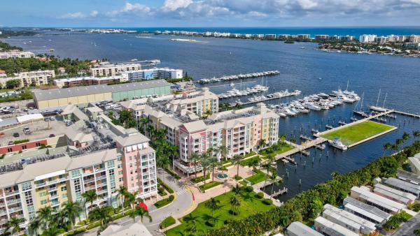 The Moorings At Lantana, 806 E Windward Way #201, Lantana, Florida 33462, image 3