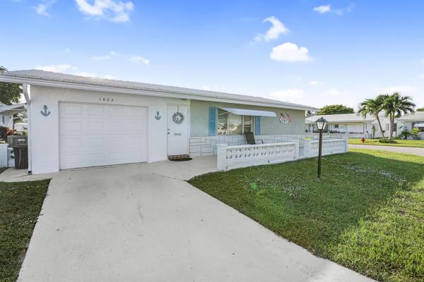 Palm Beach Leisureville, 1604 Alfred Dr, Boynton Beach, Florida 33426, image 1