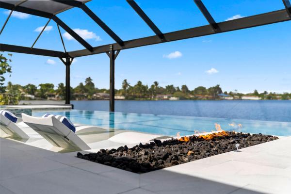 2511 NE 209th Ter, Miami, Florida 33180, image 1