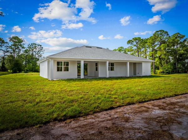 Pine Hollow, 10634 Sugar Pine Dr, Fort Pierce, Florida 34945, image 2