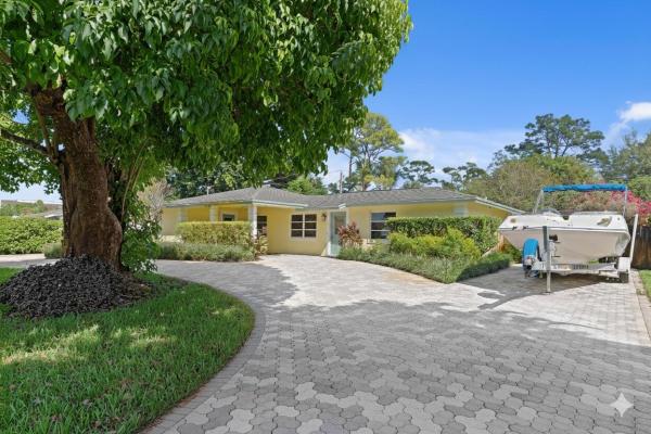 Fairway Pines, 1192 Pineway Dr, Haverhill, Florida 33417, image 1