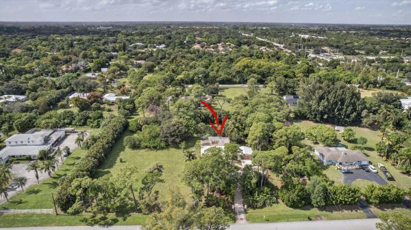 Square Lake, 8855 N Bates Rd, Palm Beach Gardens, Florida 33418, image 1