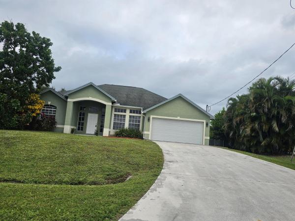 Southbend Lakes Estates, 3215 SE Pinto St, Port St. Lucie, Florida 34983, image 1