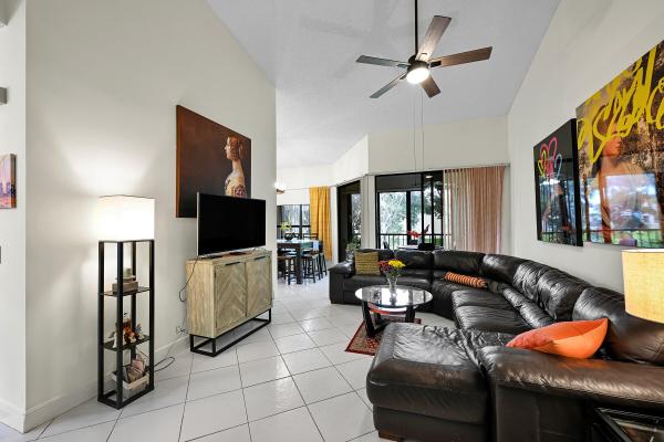 Alexandra Village, 5390 Venetia Ct #H, Boynton Beach, Florida 33437, image 1