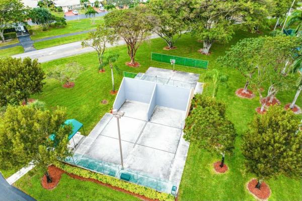Eastgate At Whisper Walk, 8077 Springtree Rd, Boca Raton, Florida 33496, image 2