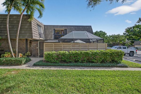 Glenwood Townhomes, 1213 12th Ter, Palm Beach Gardens, Florida 33418, image 1