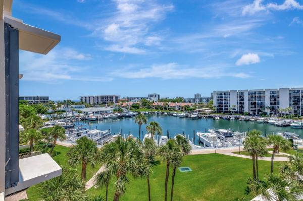 Yacht & Racquet Club Of Boca Raton, 2707 N Ocean Blvd #D506, Boca Raton, Florida 33431, image 1