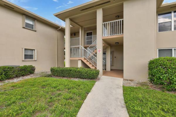 21 Lake Vista Trl #101, Port St. Lucie, Florida 34952, image 1