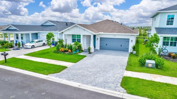 1617 Whistlegrass Ln, Loxahatchee, Florida 33470, image 1