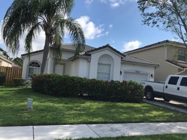 The Estates At Oak Hamlet, 10914 Oak Bend Way, Wellington, Florida 33414, image 1