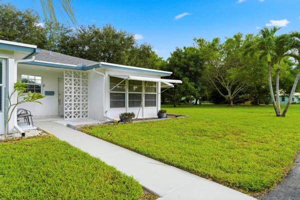 High Point Of Delray 5, 1167 S Drive Cir #D, Delray Beach, Florida 33445, image 1