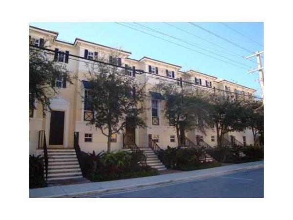 Town Square, 75 NE 5th Ave #I, Delray Beach, Florida 33483, image 1