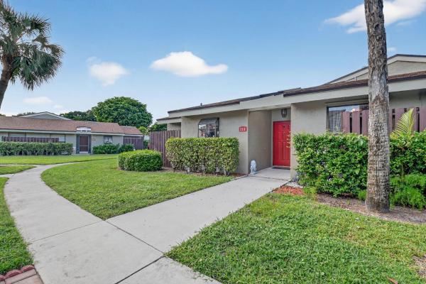 Willowbrook At The Meadows, 211 Meadows Dr, Boynton Beach, Florida 33436, image 1