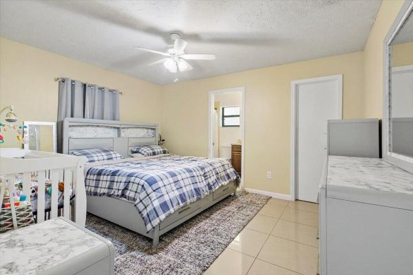 2174 SW Larchmont Ln, Port St. Lucie, Florida 34984, image 3