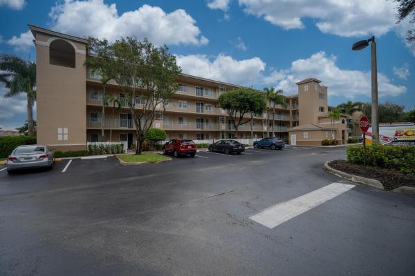 5749 Gemstone Ct #406, Boynton Beach, Florida 33437, image 1