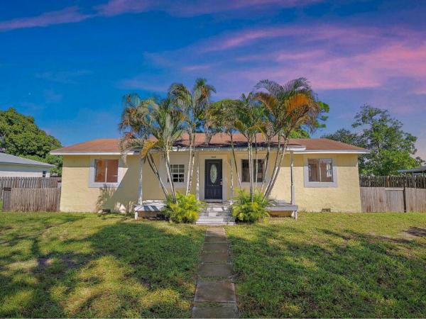 Abyssina Park, 6833 2nd St, Jupiter, Florida 33458, image 1