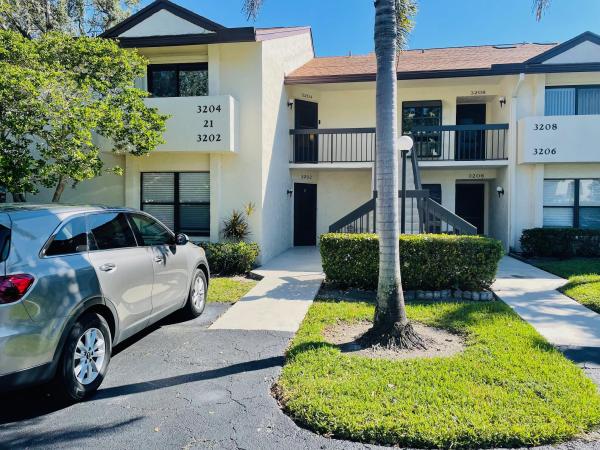 3204 Perimeter Dr, Greenacres, Florida 33467, image 1