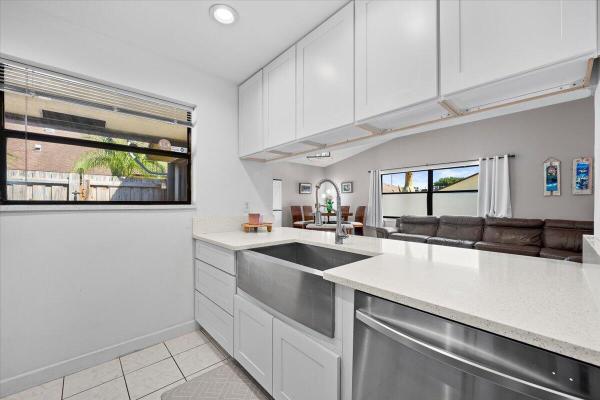 Springdale, 442 Springdale Cir, Palm Springs, Florida 33461, image 1