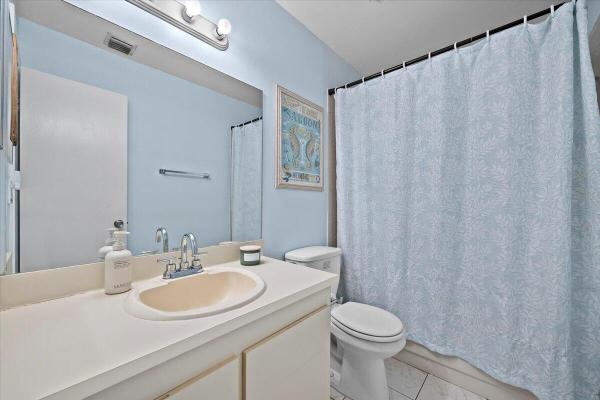 Springdale, 442 Springdale Cir, Palm Springs, Florida 33461, image 2